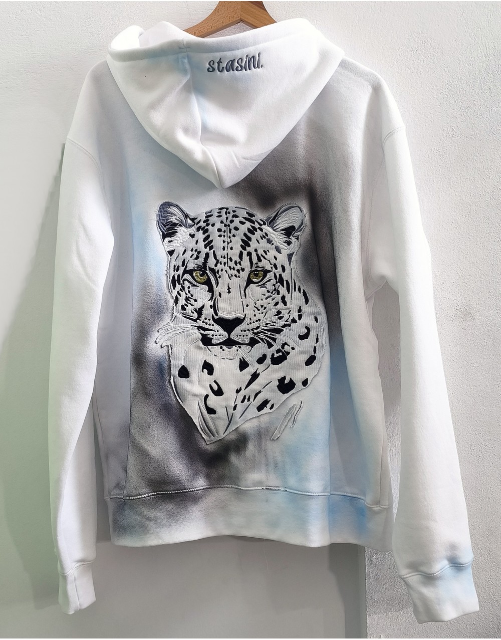SHAMAN 'S JAGUAR ZIP HOODIE